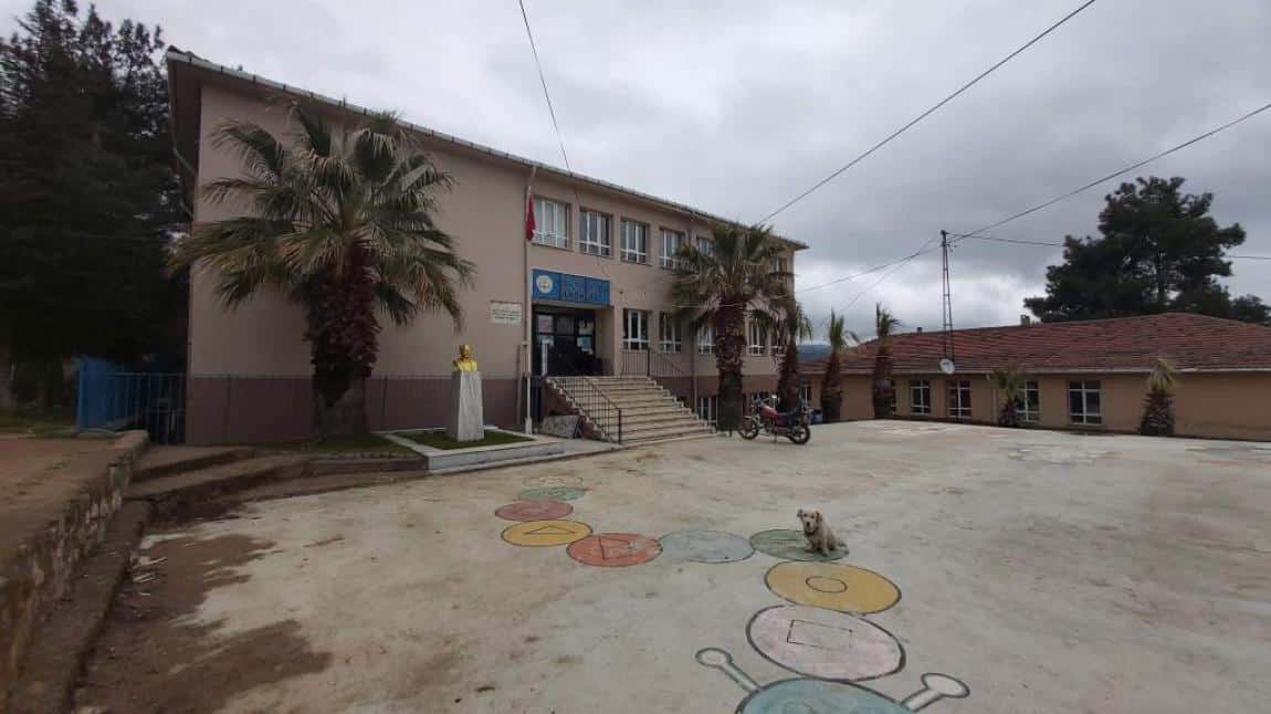 Evciler Şehit Osman Özkan Ortaokulu Fotoğrafı